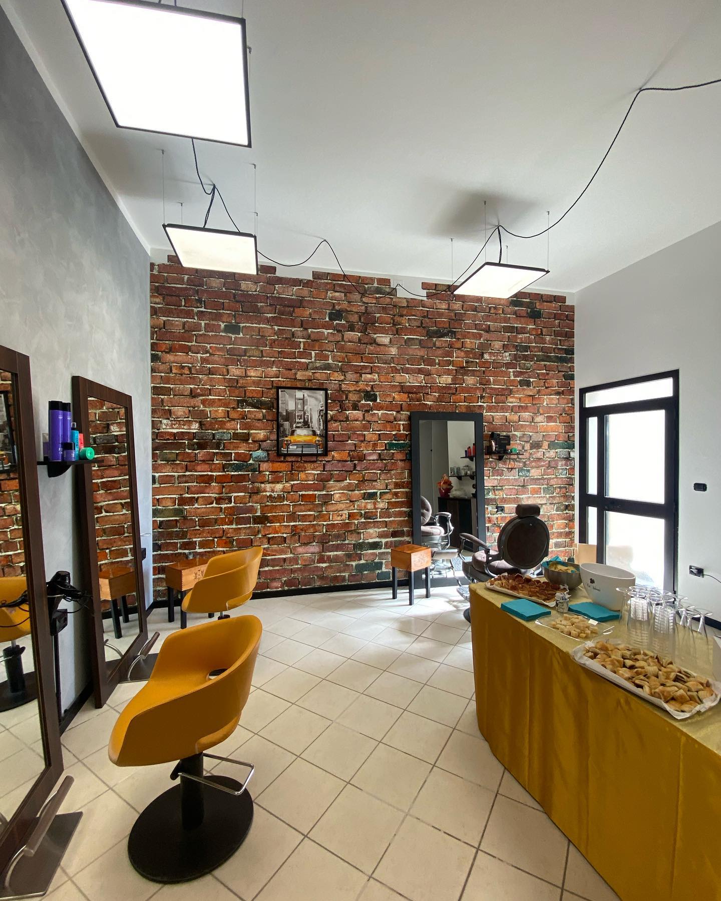 Unapologetic Hair Studio - Hero